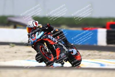 media/Jun-07-2025-TrackDaz (Sat) [[4413525952]]/B Group/1220pm (Turn 1)/